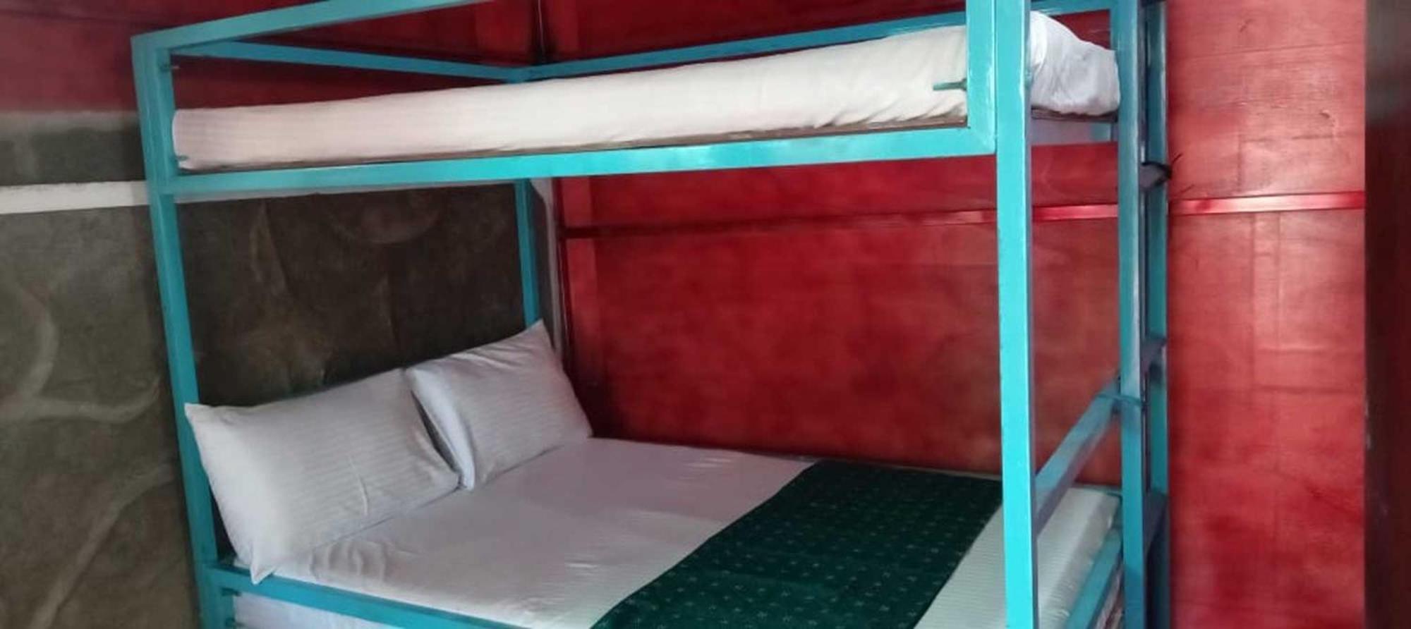 The Train View Bed and Breakfast Νουβάρα Ελίγια Εξωτερικό φωτογραφία